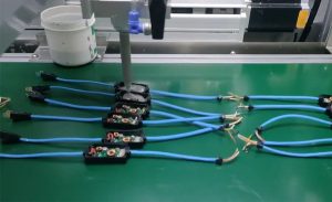 能够解决高中低粘度胶水点胶—ab双液双组份点胶机
